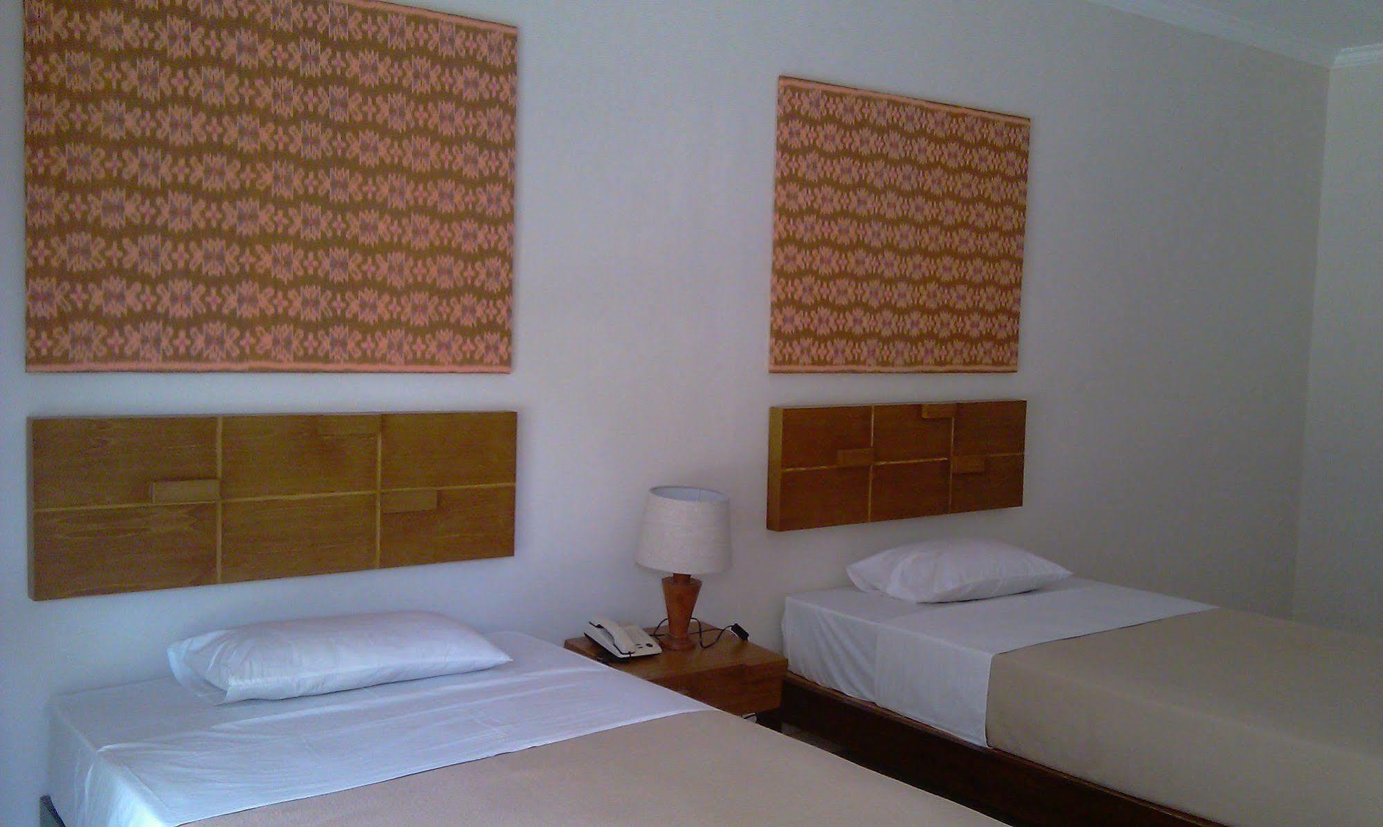 Brits Resort Lovina Bagian luar foto